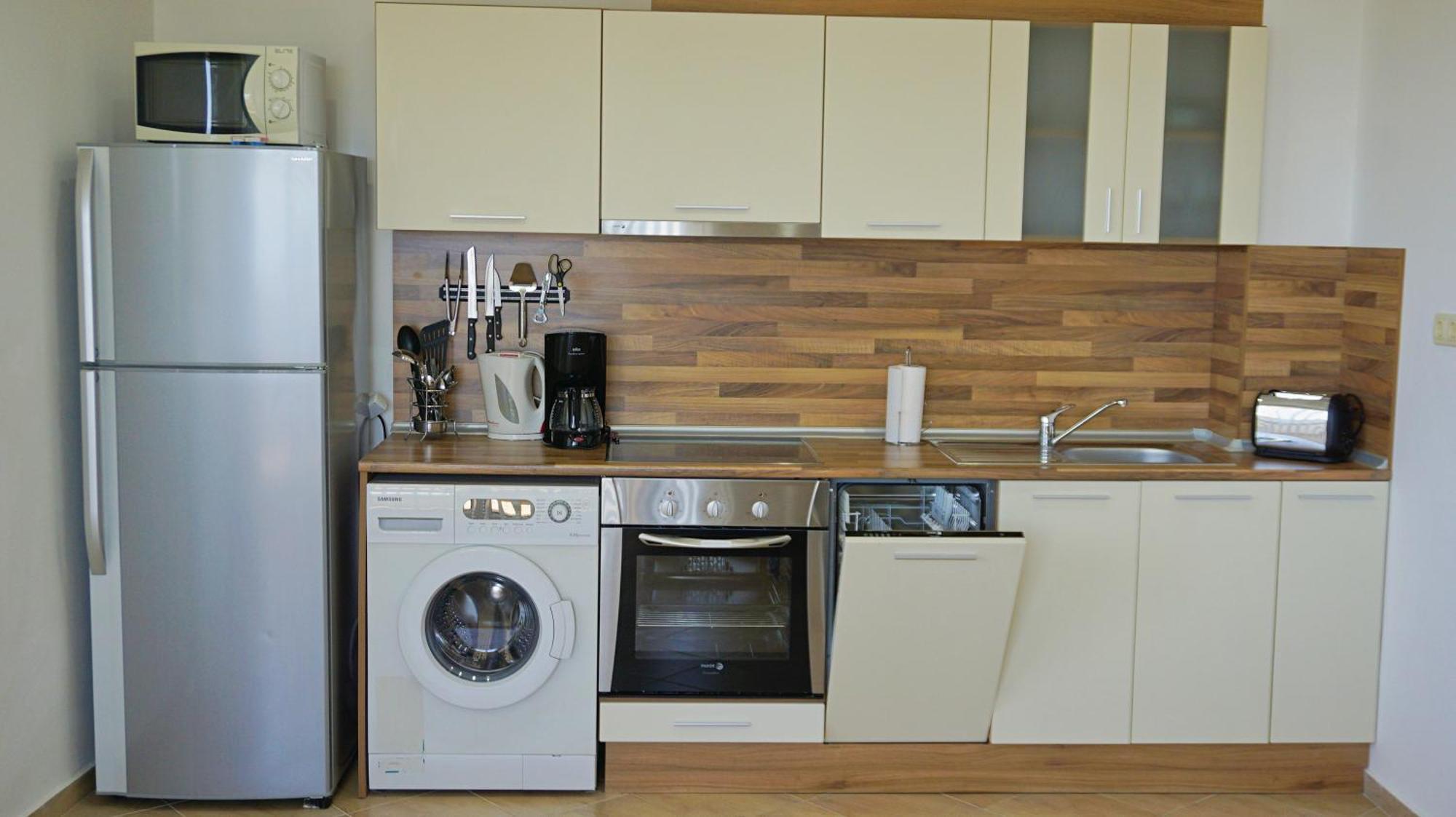 Апартаменти Сънбрийз - Sunbreeze Apartments Byala  Bagian luar foto